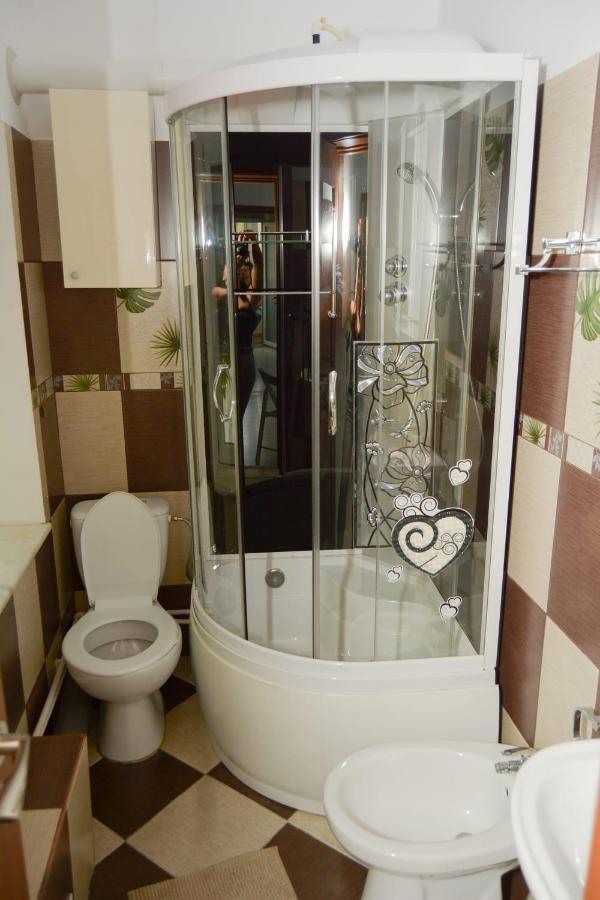 Cozzy Inn City Centre كونستانتا المظهر الخارجي الصورة